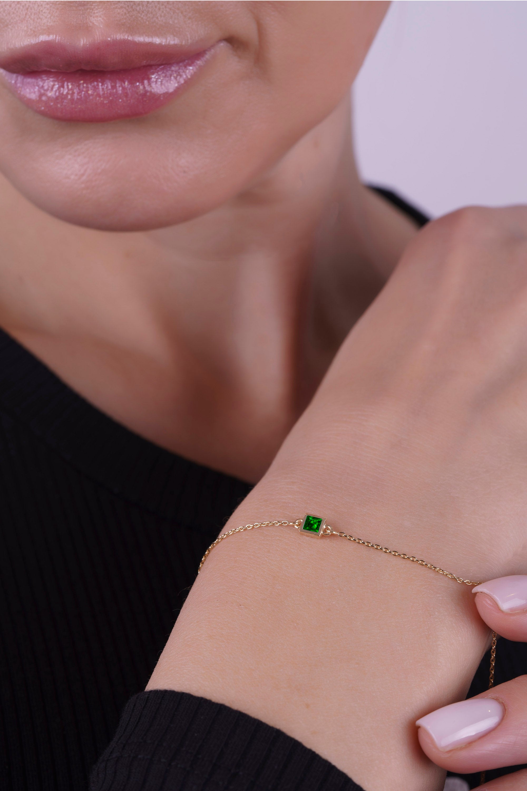 14K Gold Square Emerald Bracelet