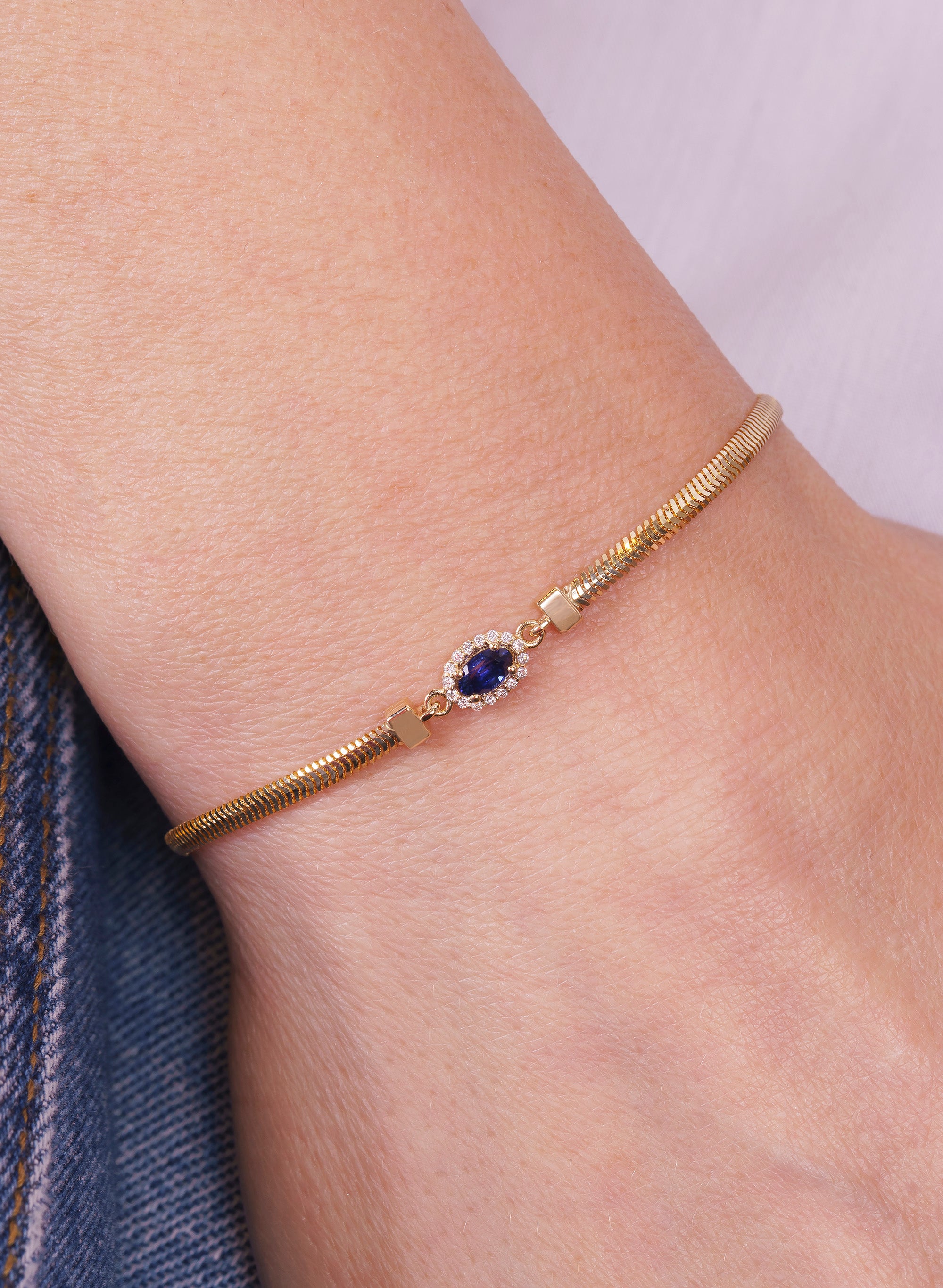 14K Gold Oval Sapphire Diamond Bracelet