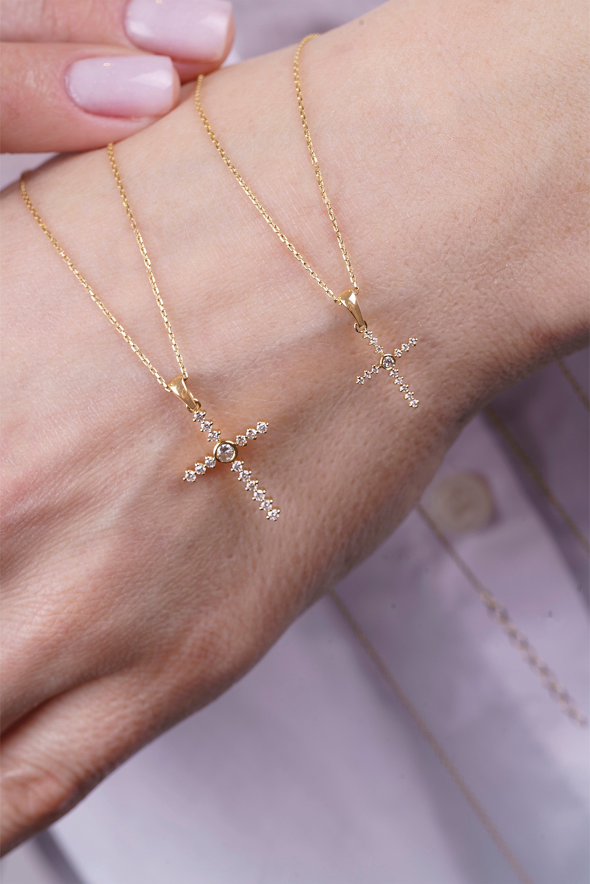 Round Diamond Cross Pendant