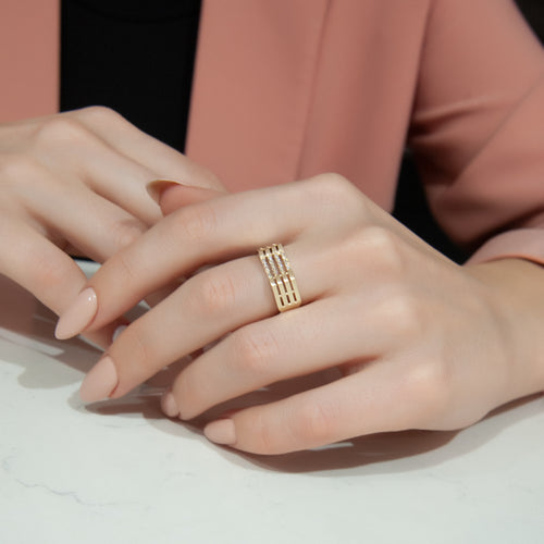 Modern Geometric Diamond Ring