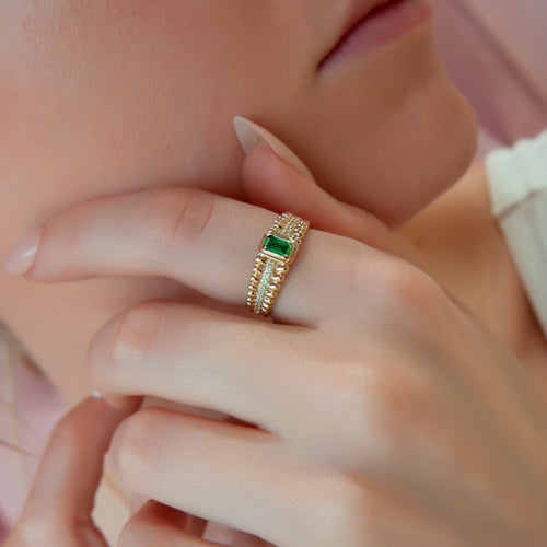 14K Gold Emerald-Cut Green Gemstone Ring with Diamond