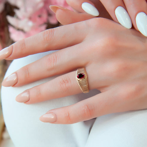 Ribbed Gold Band with Red Ruby Gemstone