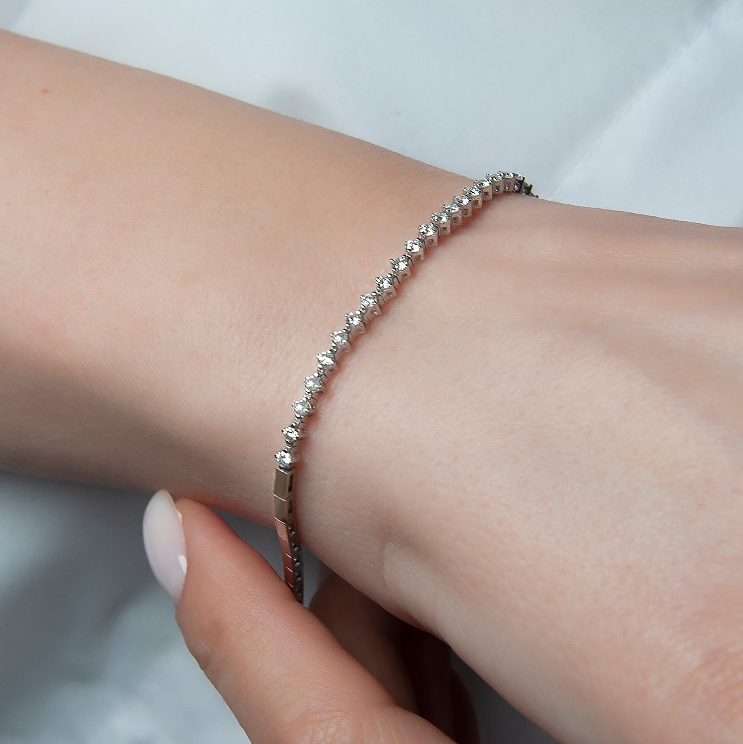 14K Solid Gold Diamond Tennis Bracelet / Everyday Diamond Bracelet