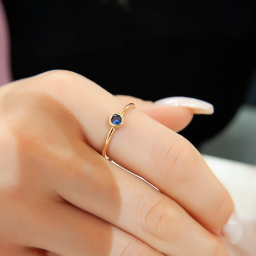 14K Gold Round Cut Solitaire Sapphire Ring