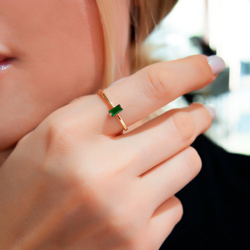 14K Solid Gold Baguette Cut Solitaire Emerald Ring