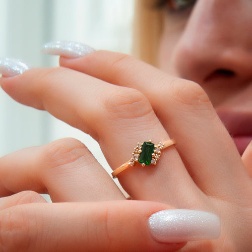 14K Gold Baguette Diamond Emerald Ring