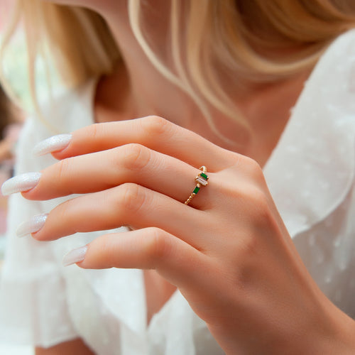 14K Gold Baguette Emerald Ring