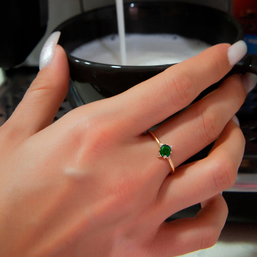 14K Gold Round Diamond Emerald Ring