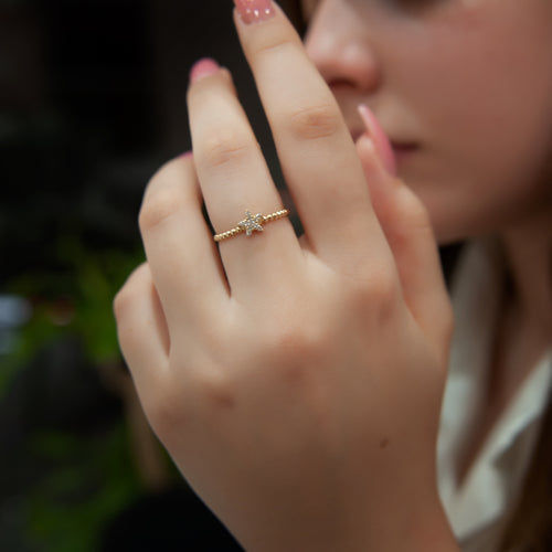 14K Gold Diamond Star Ring