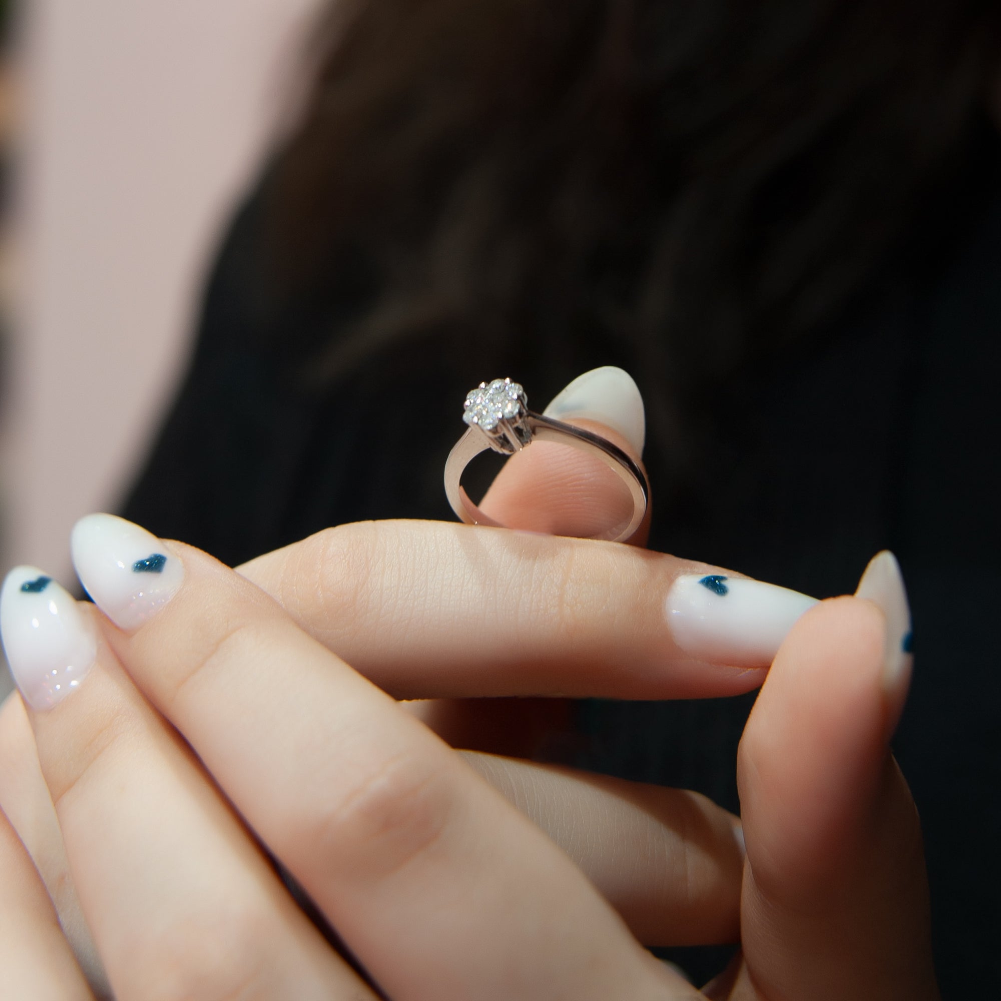 Round Cut Engagement Ring