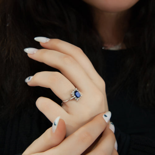 1 Carat Blue Sapphire Anniversary Ring