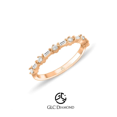 Baguette and Round Cut Diamond Design Ring