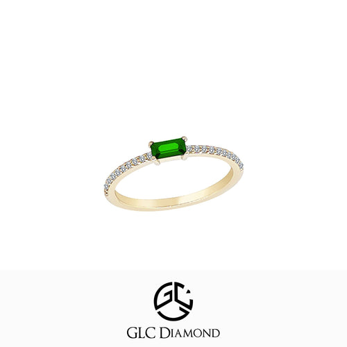 14K Gold Baguette Emerald Color Ring