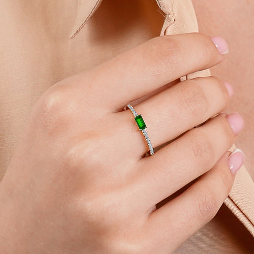 14K Gold Baguette Emerald Color Ring