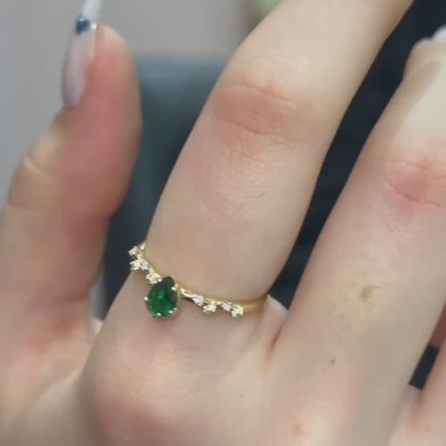 14K Solid Gold Pear Cut Emerald Engagement Ring