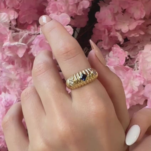 Elegant 14K Gold Ring with Blue Sapphire and Diamond Accents